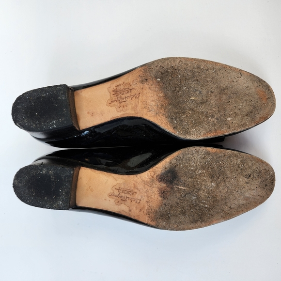 Salvatore Ferragamo Vintage '05 Vara Black Patent Flats With Bow - Picture 6 of 11